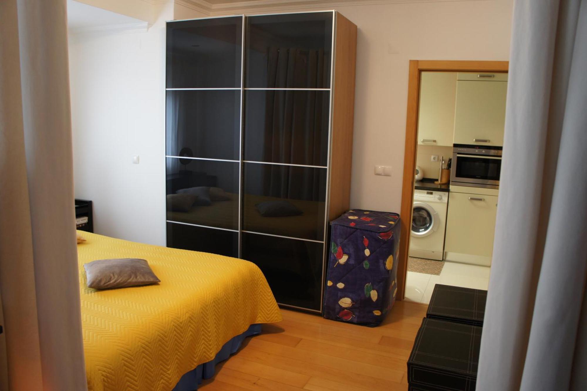 Appartamento Apartamento Zen Em Pleno Centro De Lisboa Esterno foto