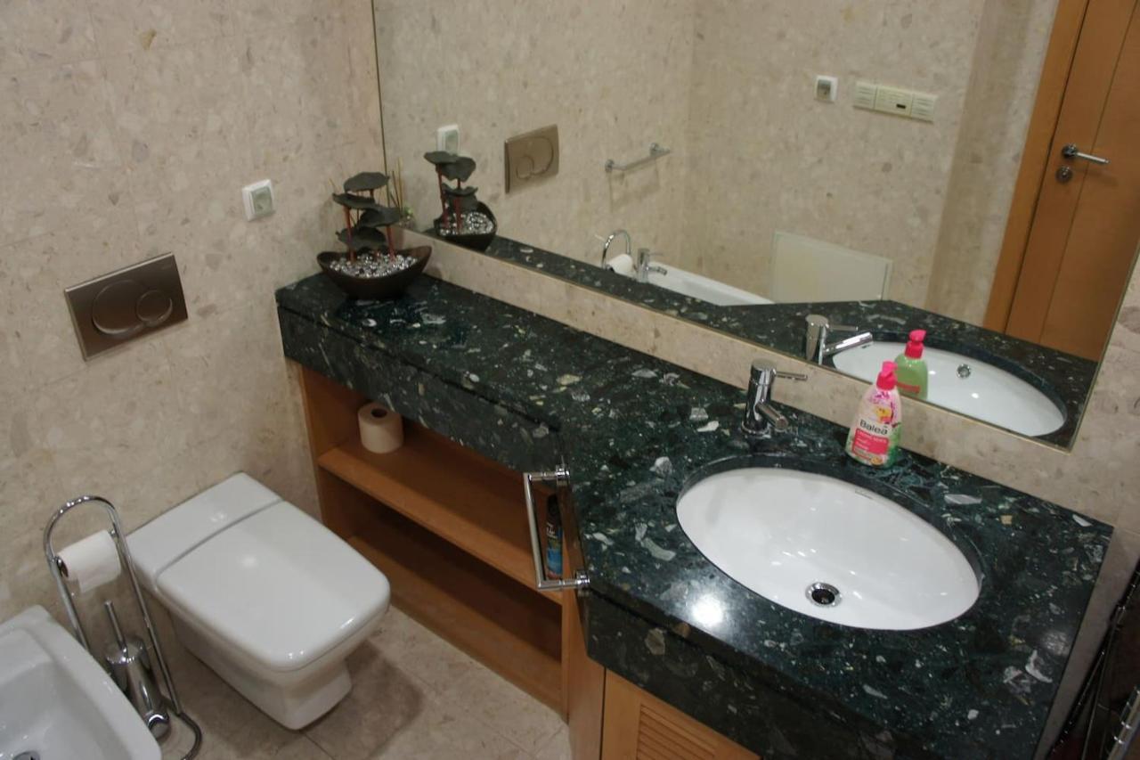 Appartamento Apartamento Zen Em Pleno Centro De Lisboa Esterno foto